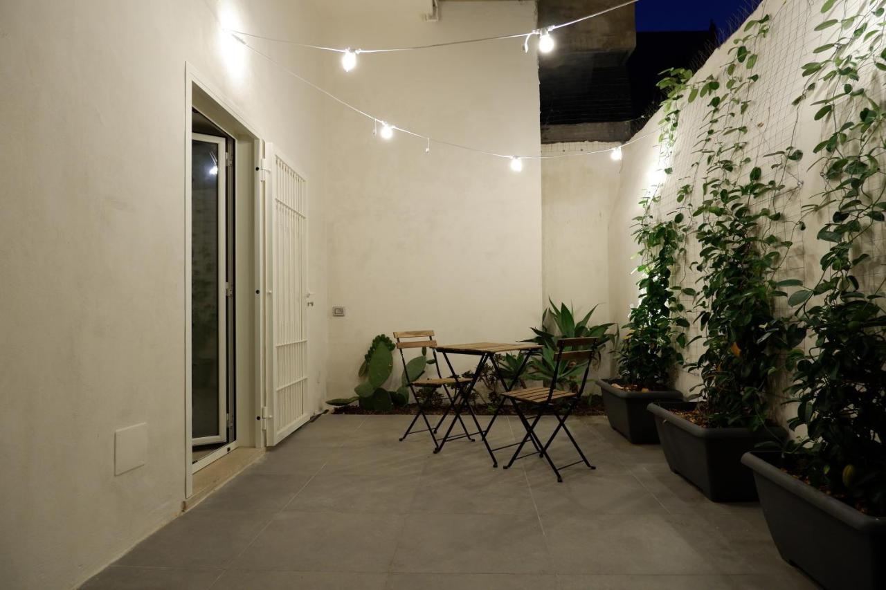 Апартаменты Bari Central Patio Экстерьер фото